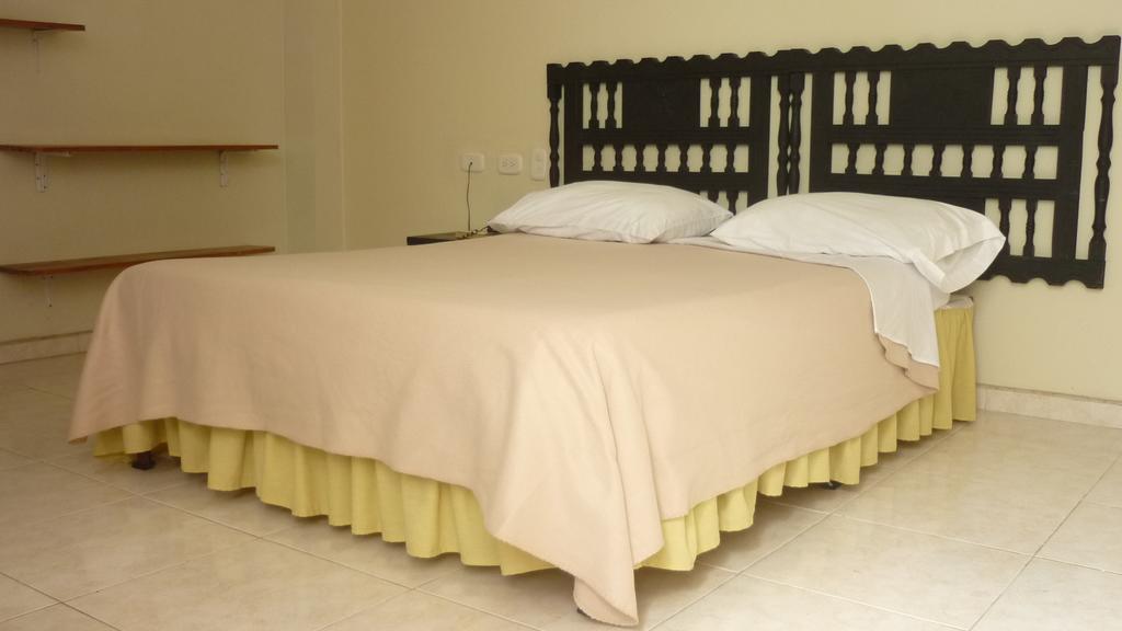 Hotel Calamo Plaza ピタリト 部屋 写真